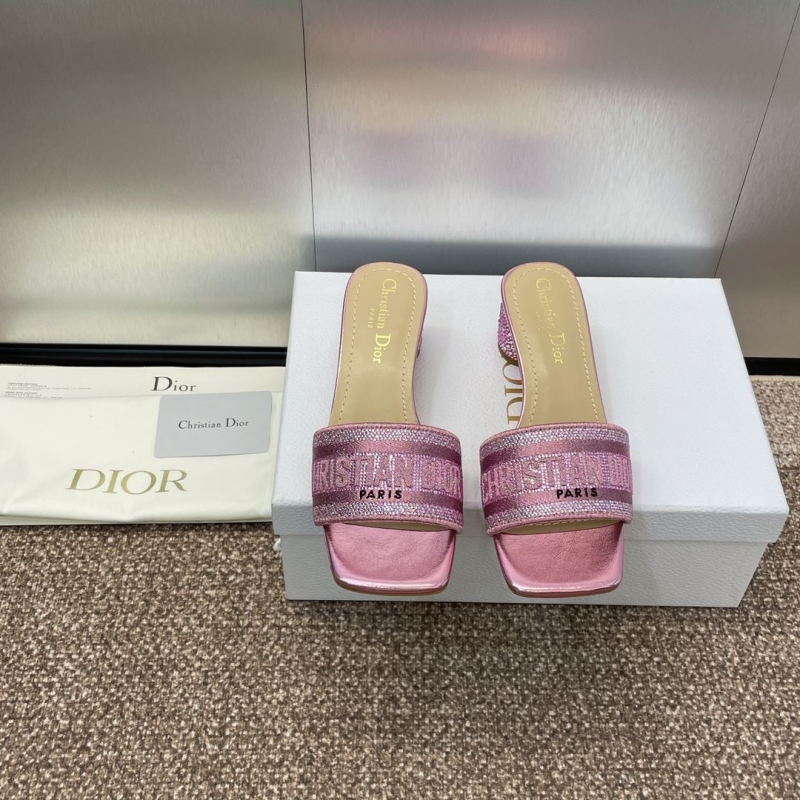 ch**an D*or slippers